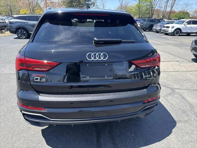 2025 Audi Q3 Premium 45 TFSI S line quattro Tiptronic