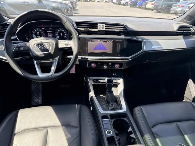 2025 Audi Q3 Premium 45 TFSI S line quattro Tiptronic