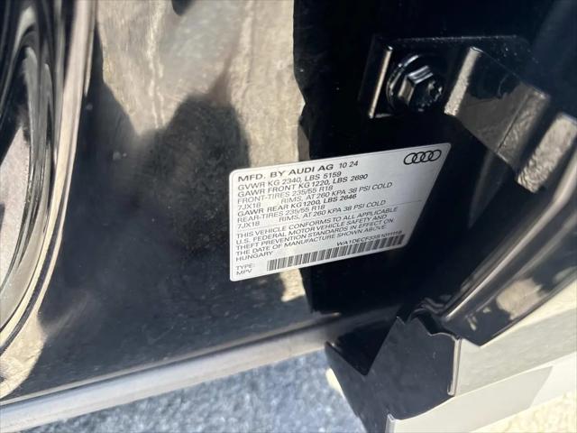 2025 Audi Q3 Premium 45 TFSI S line quattro Tiptronic
