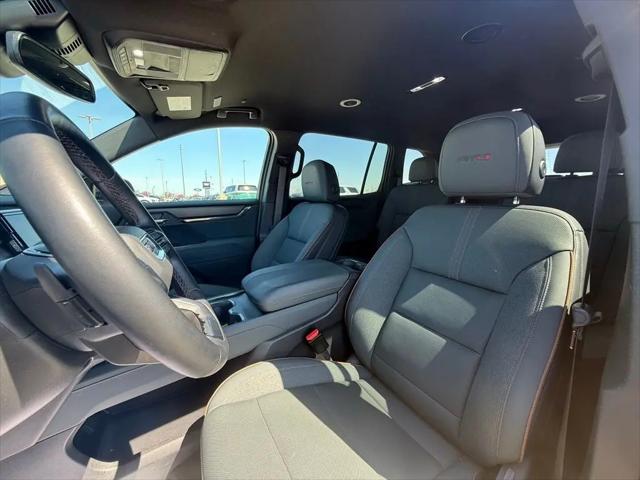 2024 GMC Acadia AWD AT4