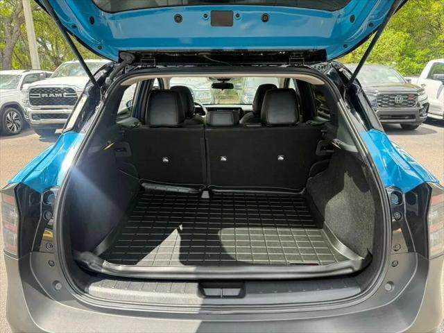 2025 Nissan Kicks SR FWD