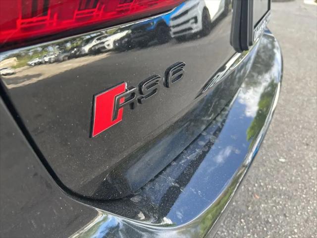 2022 Audi RS 6 Avant TFSI quattro Tiptronic