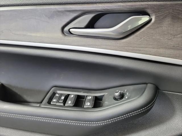 2026 Jeep Grand Cherokee L Altitude 4x4