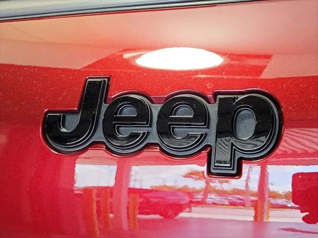 2026 Jeep Grand Cherokee L Altitude 4x2