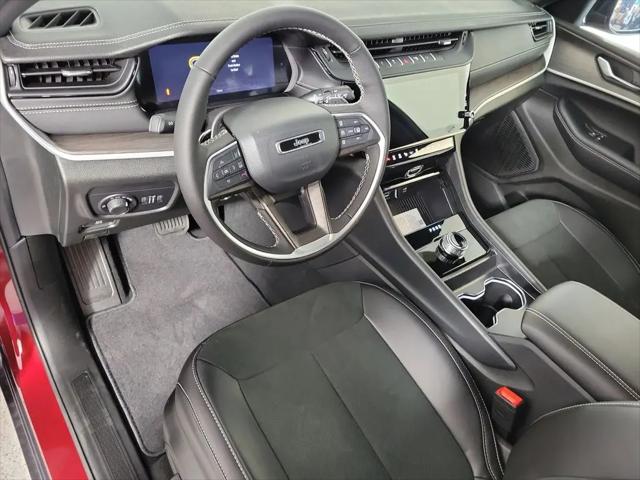 2026 Jeep Grand Cherokee L Altitude 4x2