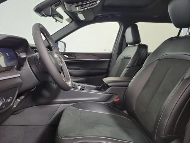 2026 Jeep Grand Cherokee L Altitude 4x2