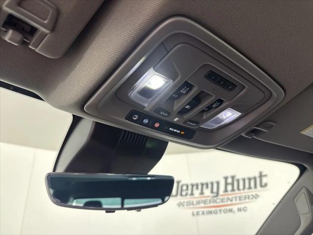 2023 GMC Sierra 1500 4WD Crew Cab Short Box Denali