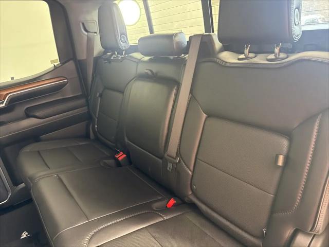2023 GMC Sierra 1500 4WD Crew Cab Short Box Denali