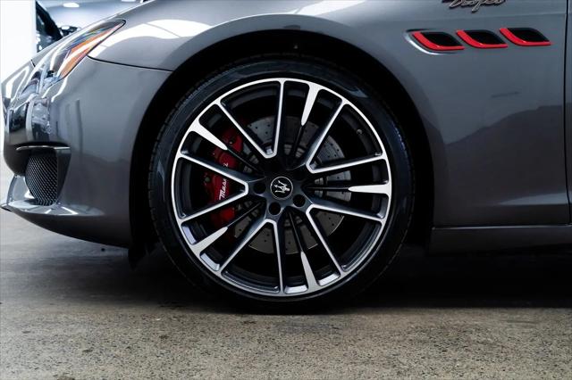 2022 Maserati Quattroporte Trofeo