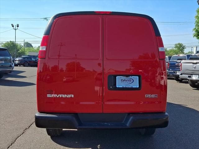 2024 GMC Savana Cargo RWD 3500 Extended Wheelbase Work Van