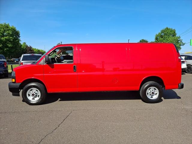2024 GMC Savana Cargo RWD 3500 Extended Wheelbase Work Van