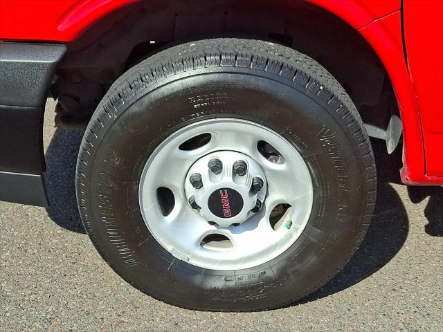 2024 GMC Savana Cargo RWD 3500 Extended Wheelbase Work Van