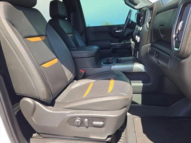 2022 GMC Sierra 1500 Limited 4WD Crew Cab Short Box AT4
