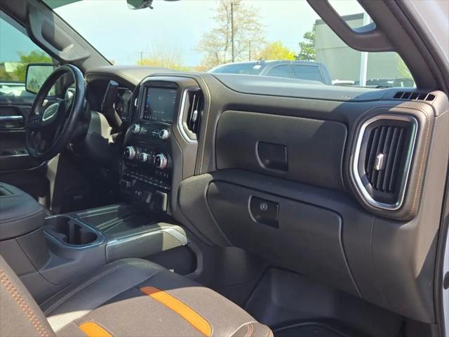 2022 GMC Sierra 1500 Limited 4WD Crew Cab Short Box AT4