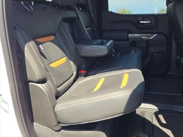 2022 GMC Sierra 1500 Limited 4WD Crew Cab Short Box AT4