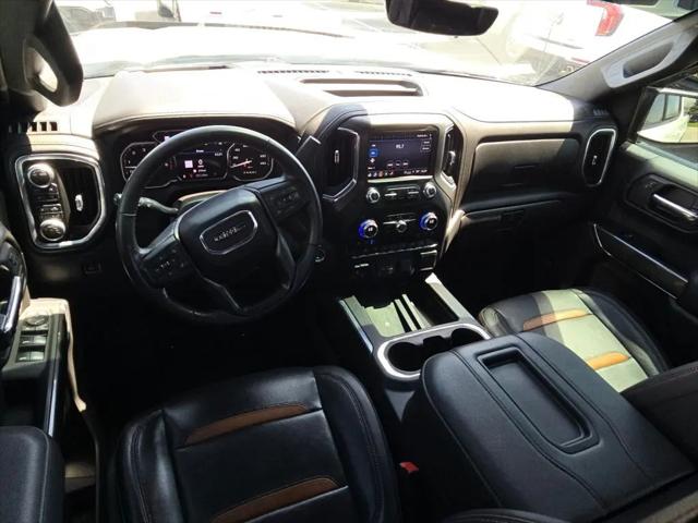 2022 GMC Sierra 1500 Limited 4WD Crew Cab Short Box AT4