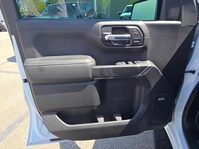 2022 GMC Sierra 1500 Limited 4WD Crew Cab Short Box AT4