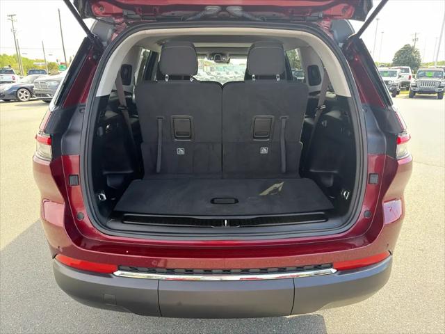 2024 Jeep Grand Cherokee L Laredo X 4x4