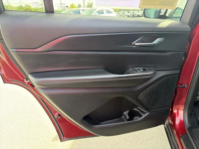 2024 Jeep Grand Cherokee L Laredo X 4x4