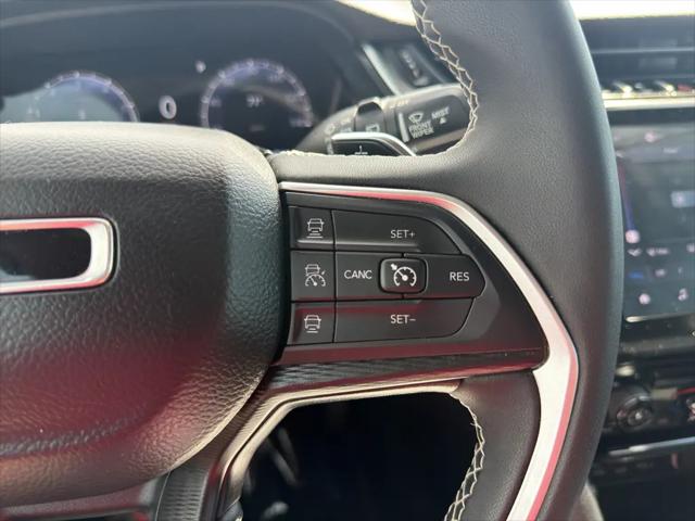 2024 Jeep Grand Cherokee L Laredo X 4x4