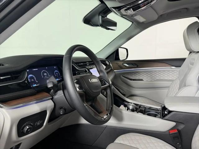 2023 Jeep Grand Cherokee Summit 4x4