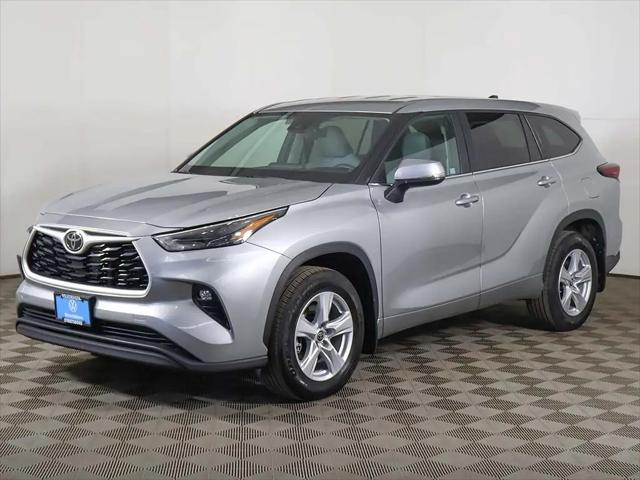 2024 Toyota Highlander LE