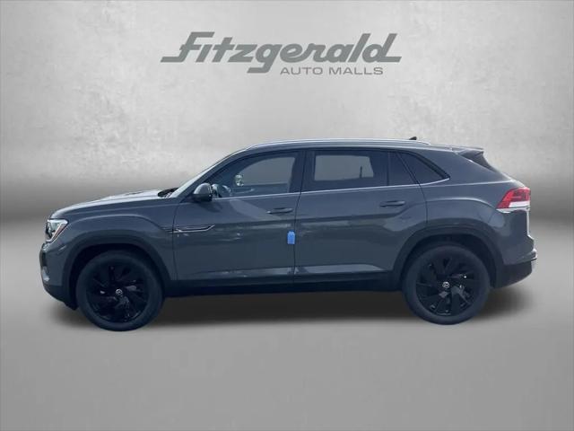 2026 Volkswagen Atlas Cross Sport SE with Technology