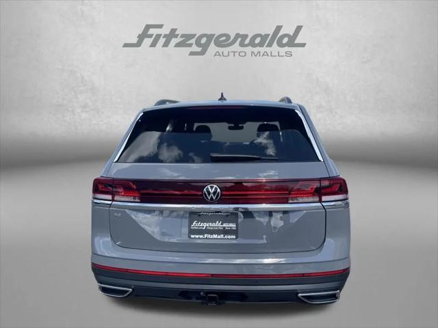 2026 Volkswagen Atlas SE with Technology
