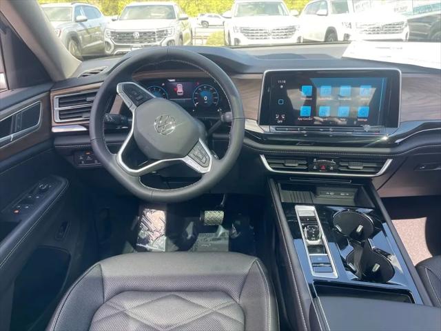 2026 Volkswagen Atlas SE with Technology
