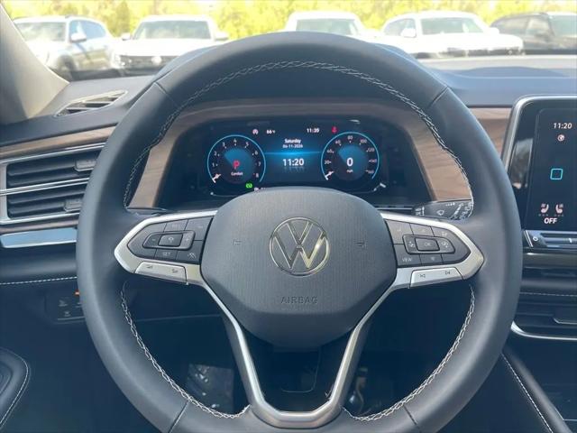 2026 Volkswagen Atlas SE with Technology