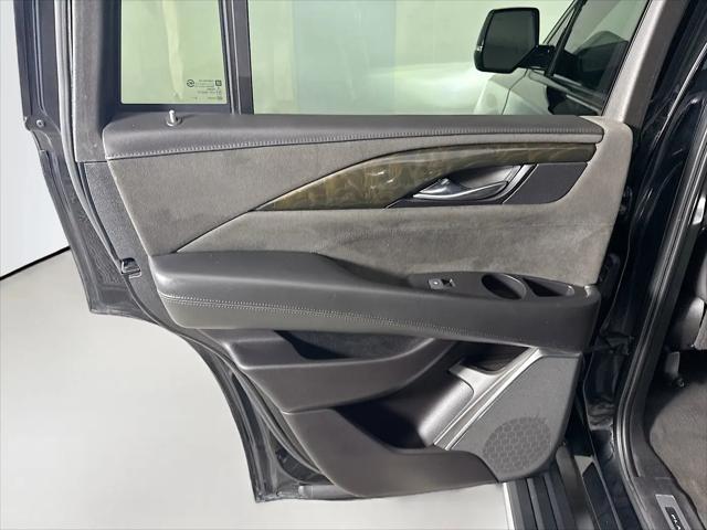 2019 Cadillac Escalade Platinum