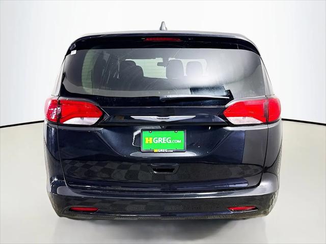 2021 Chrysler Voyager L