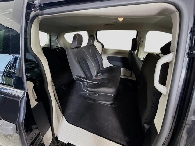2021 Chrysler Voyager L