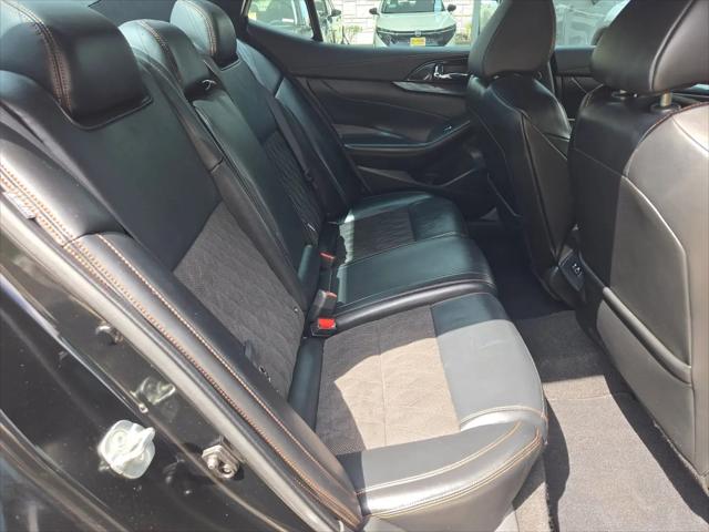 2021 Nissan Maxima SR Xtronic CVT