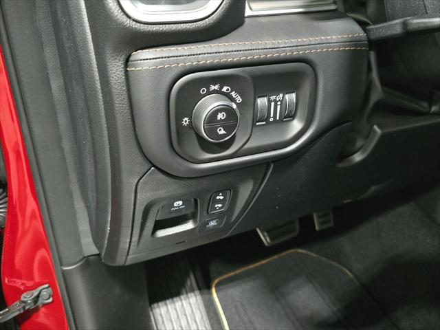 2026 Ram 1500 Tungsten Crew Cab 4x4 5'7" Box