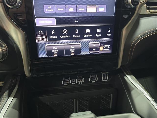 2026 Ram 1500 Tungsten Crew Cab 4x4 5'7" Box