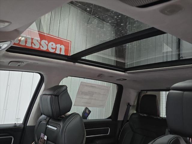 2026 Ram 1500 Tungsten Crew Cab 4x4 5'7" Box
