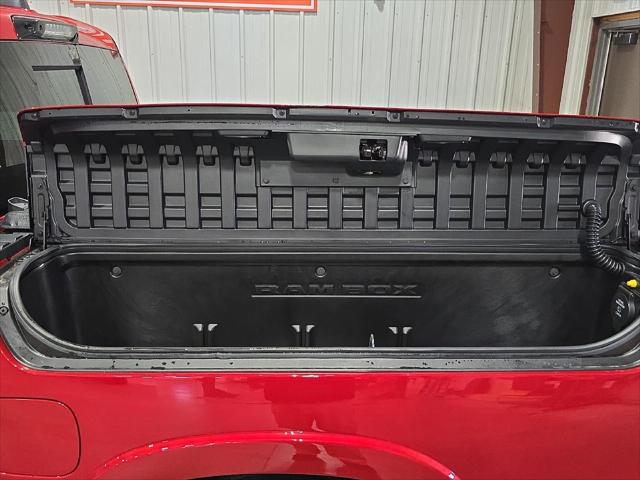 2026 Ram 1500 Tungsten Crew Cab 4x4 5'7" Box