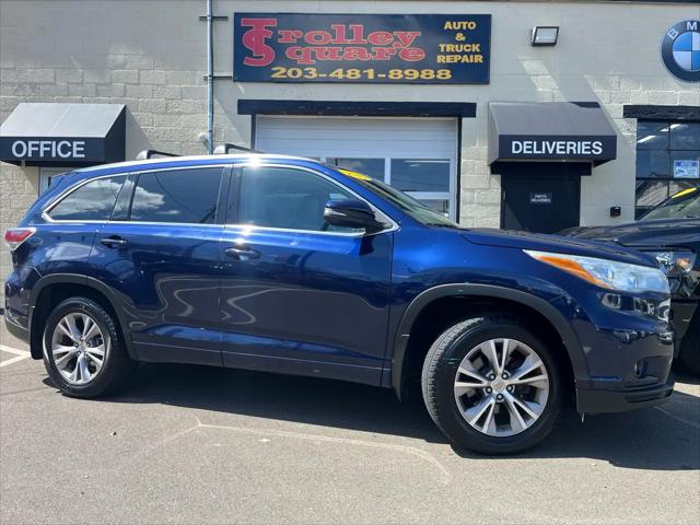 2015 Toyota Highlander XLE V6 for sale in Branford, CT