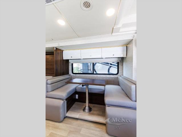 2023 Mercedes-Benz Sprinter 3500XD Chassis Standard Roof V6