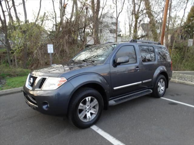2011 Nissan Pathfinder Silver for sale in Hatboro, PA