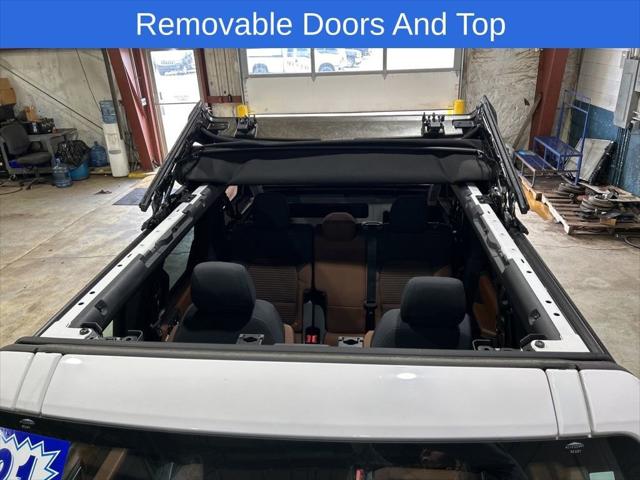 2021 Ford Bronco Base