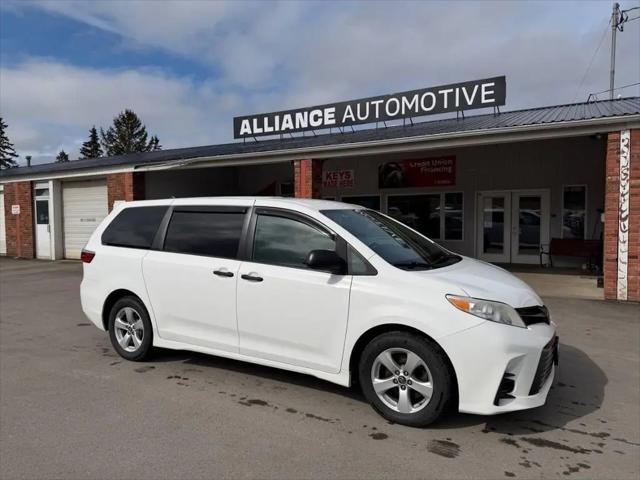 2020 Toyota Sienna L for sale in Saint Albans City, VT