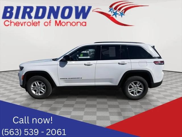 2023 Jeep Grand Cherokee Laredo 4x4 for sale in Monona, IA