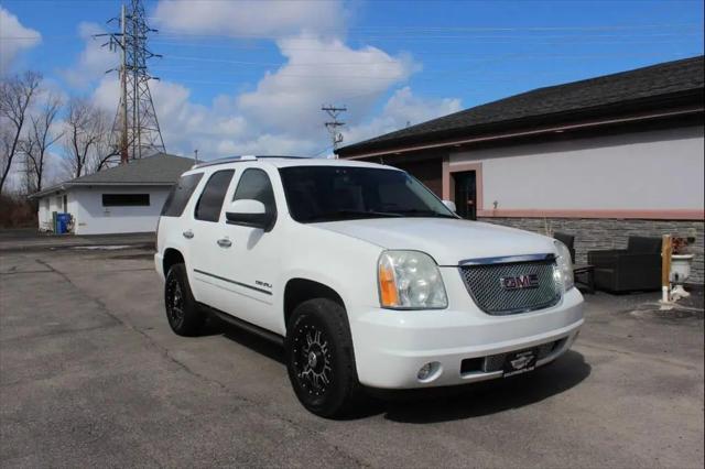 2011 GMC Yukon Denali for sale in Ontario, NY