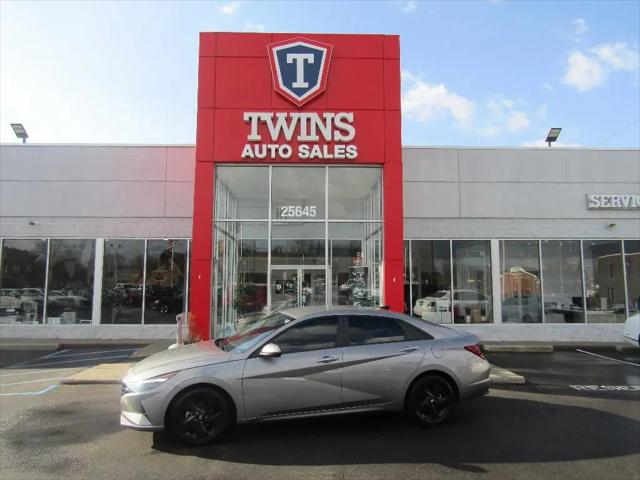 2023 Hyundai Elantra SEL for sale in Redford Charter Twp, MI