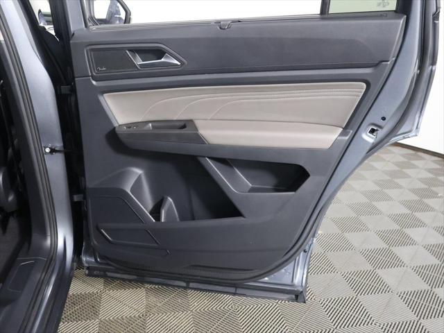 2022 Volkswagen Atlas 3.6L V6 SEL Premium R-Line