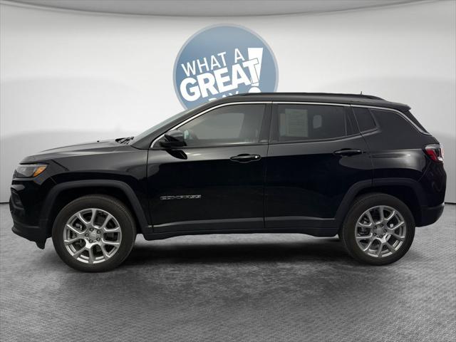 2024 Jeep Compass Latitude Lux FWD