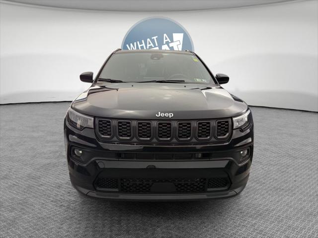 2024 Jeep Compass Latitude Lux FWD