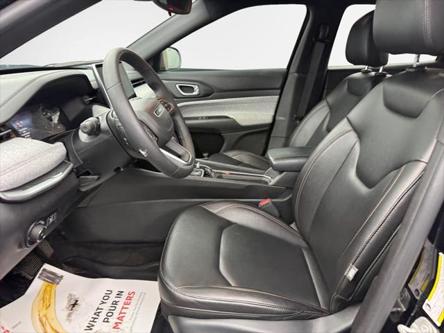 2024 Jeep Compass Latitude Lux FWD